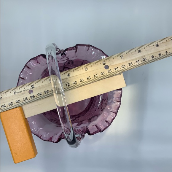 Art Glass Ruffle Basket with Grape design - Picture 7 of 7